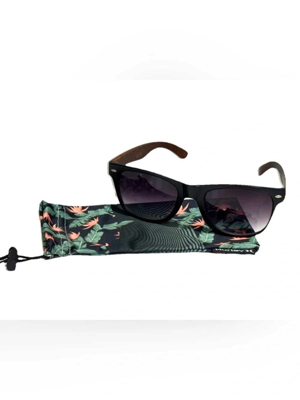 Hurley Sunglasses Bleaker Street 2732-75 Wooden Temples Dark Black Lenses W/Case